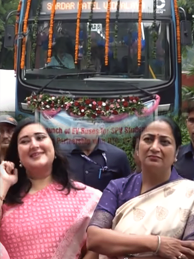 Delhi Introduces EV Buses for Schools